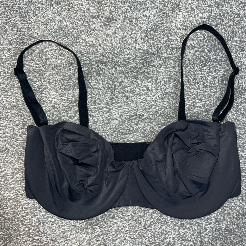 SKIMS Black Bra